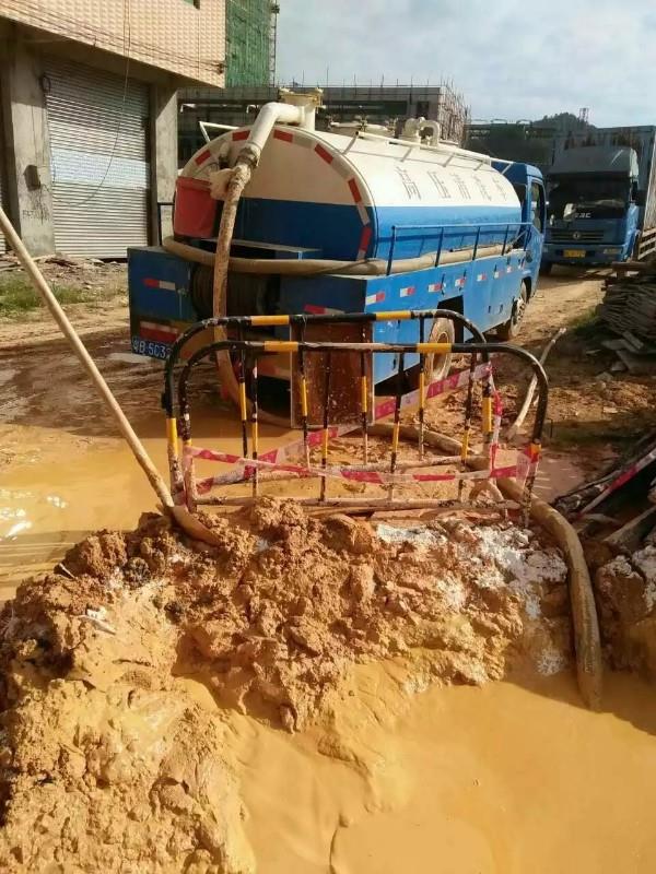 嘉积镇工地淤泥清淤