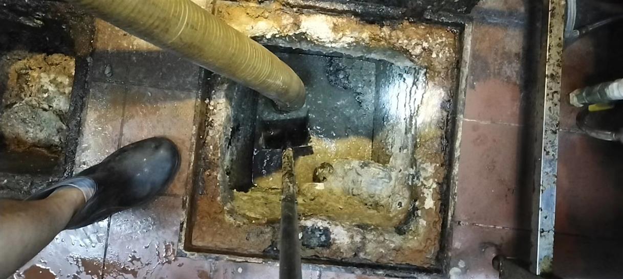 嘉积镇污水池清理一般都有毒气，怎么预防中毒呢？