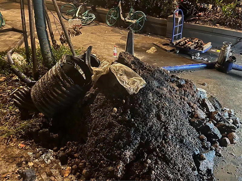 嘉积镇本地下水道疏通师傅,不通不收费【距您500米】